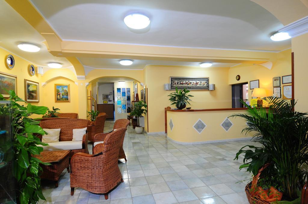Hotel Stella Del Sud Калазета Екстериор снимка